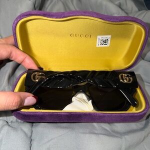 Gucci Black Sunglasses with Gold Logo in Purple and Yellow Case